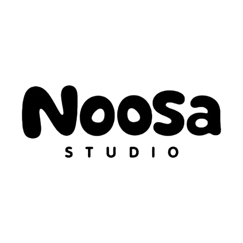 Logotipo creado por Noosa Studio